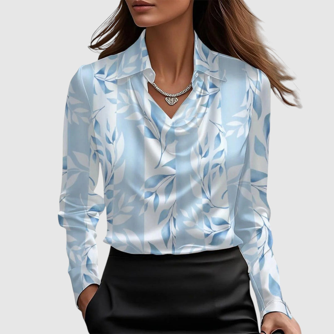Sylvie | Blusa brillante de lujo con escote plisado
